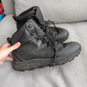 Columbia Omni Heat Men's Insulated Snow Winter Boots Size 10 Black 200 Grams